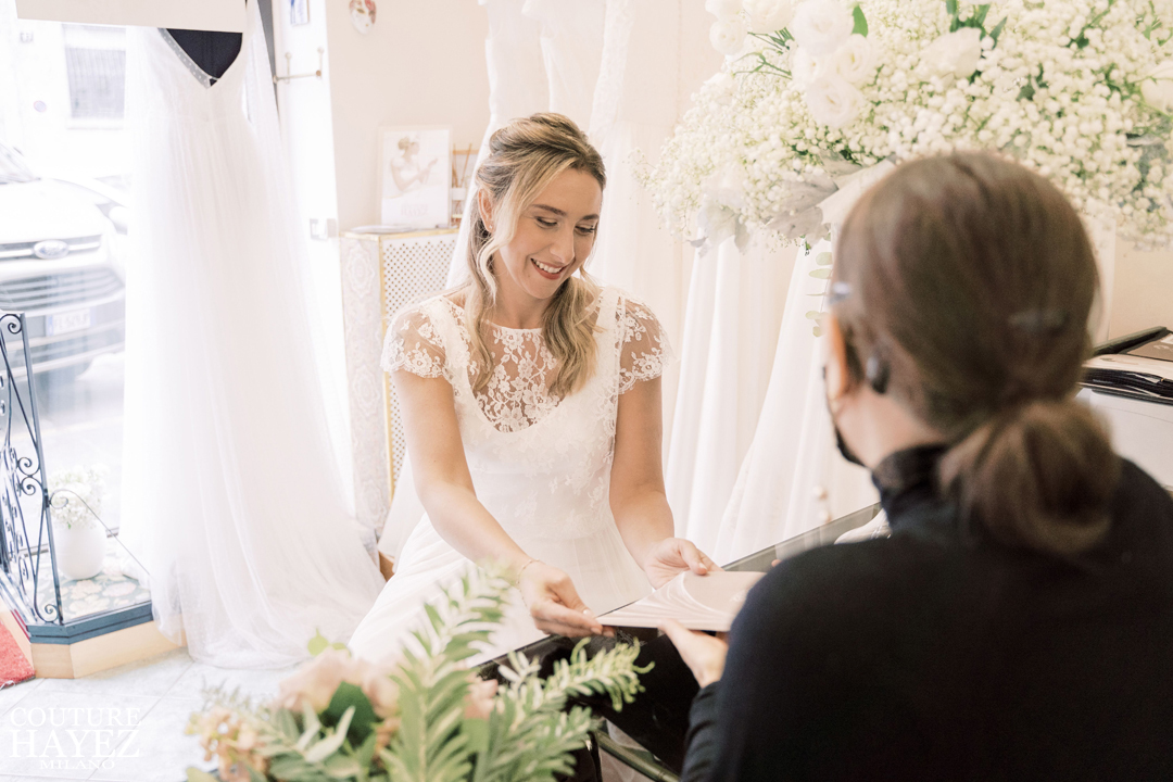 Atelier di abiti da sposa sartoriali e originali in seta made in italy